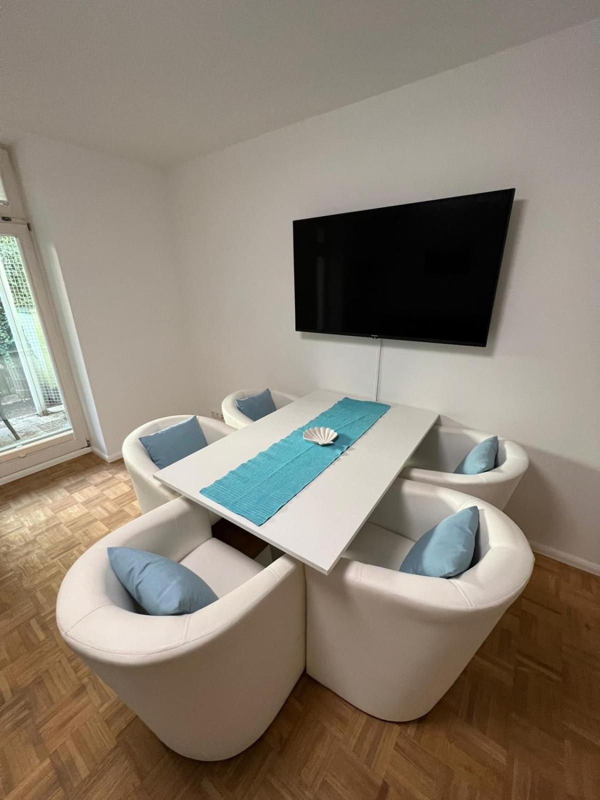 Apartment Bernstein Ruhig, Familienfreundlich Mit Garten Rostock Exterior foto