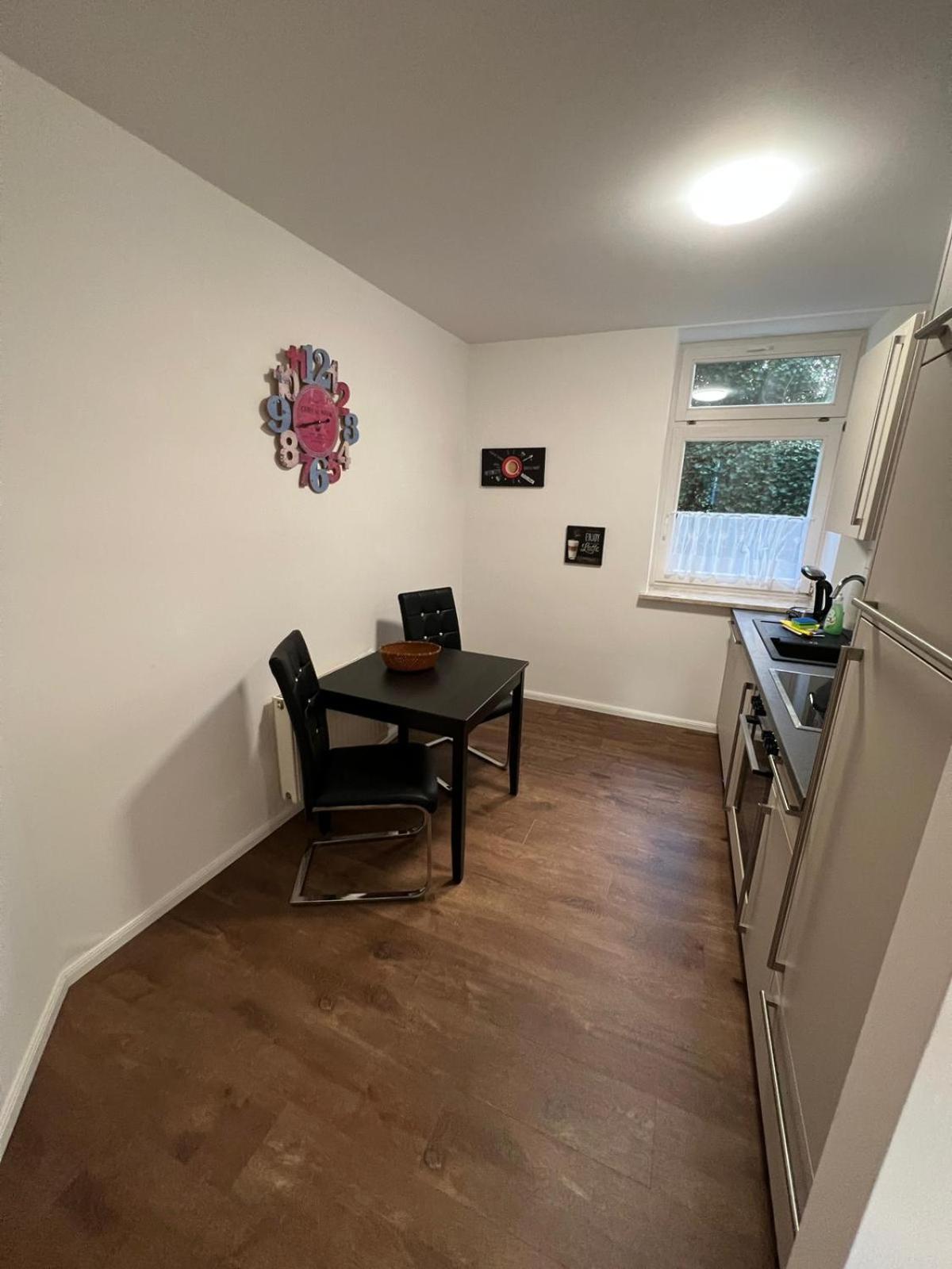 Apartment Bernstein Ruhig, Familienfreundlich Mit Garten Rostock Exterior foto